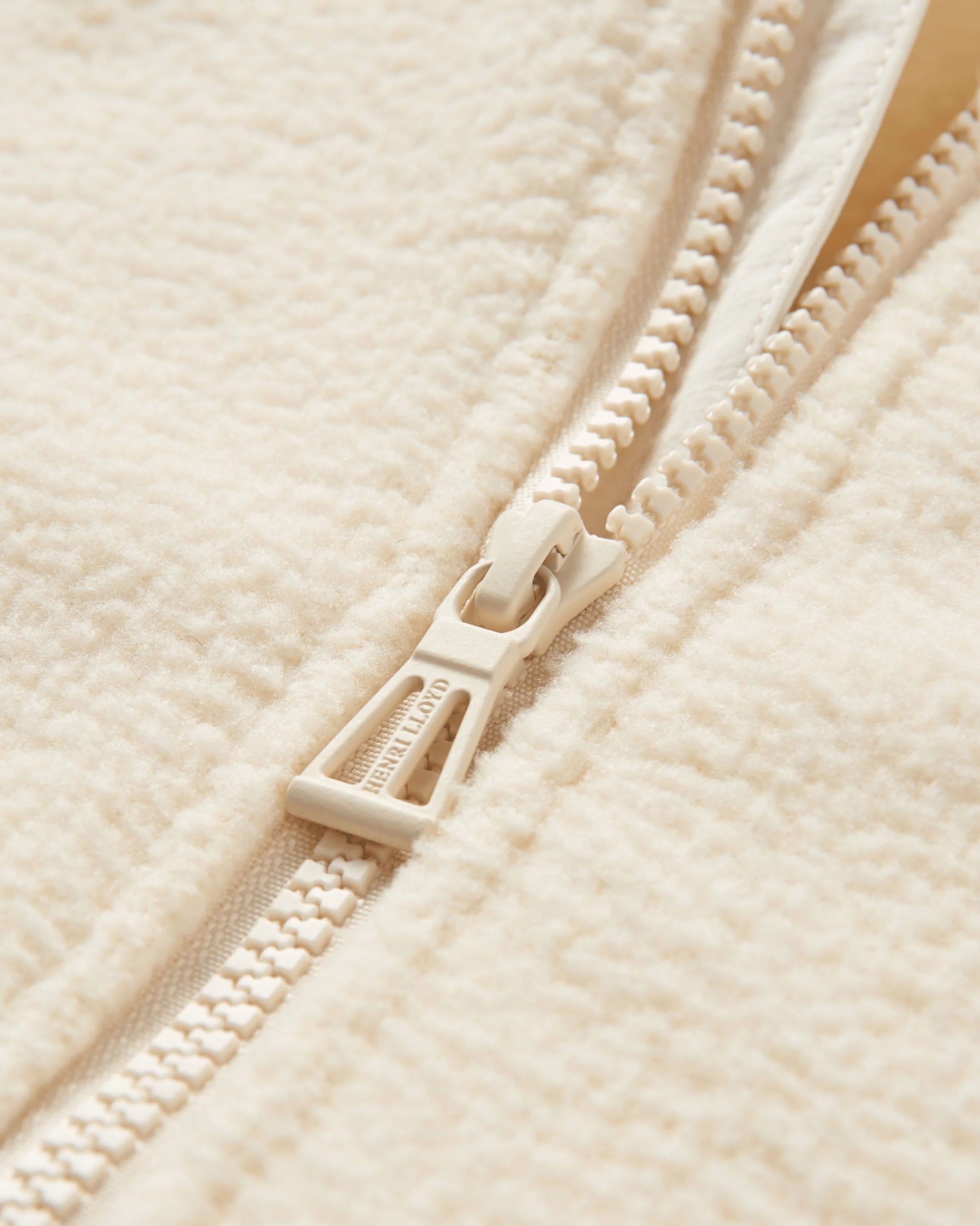 Aston Fleece Vest - Aston Cream - Image 5