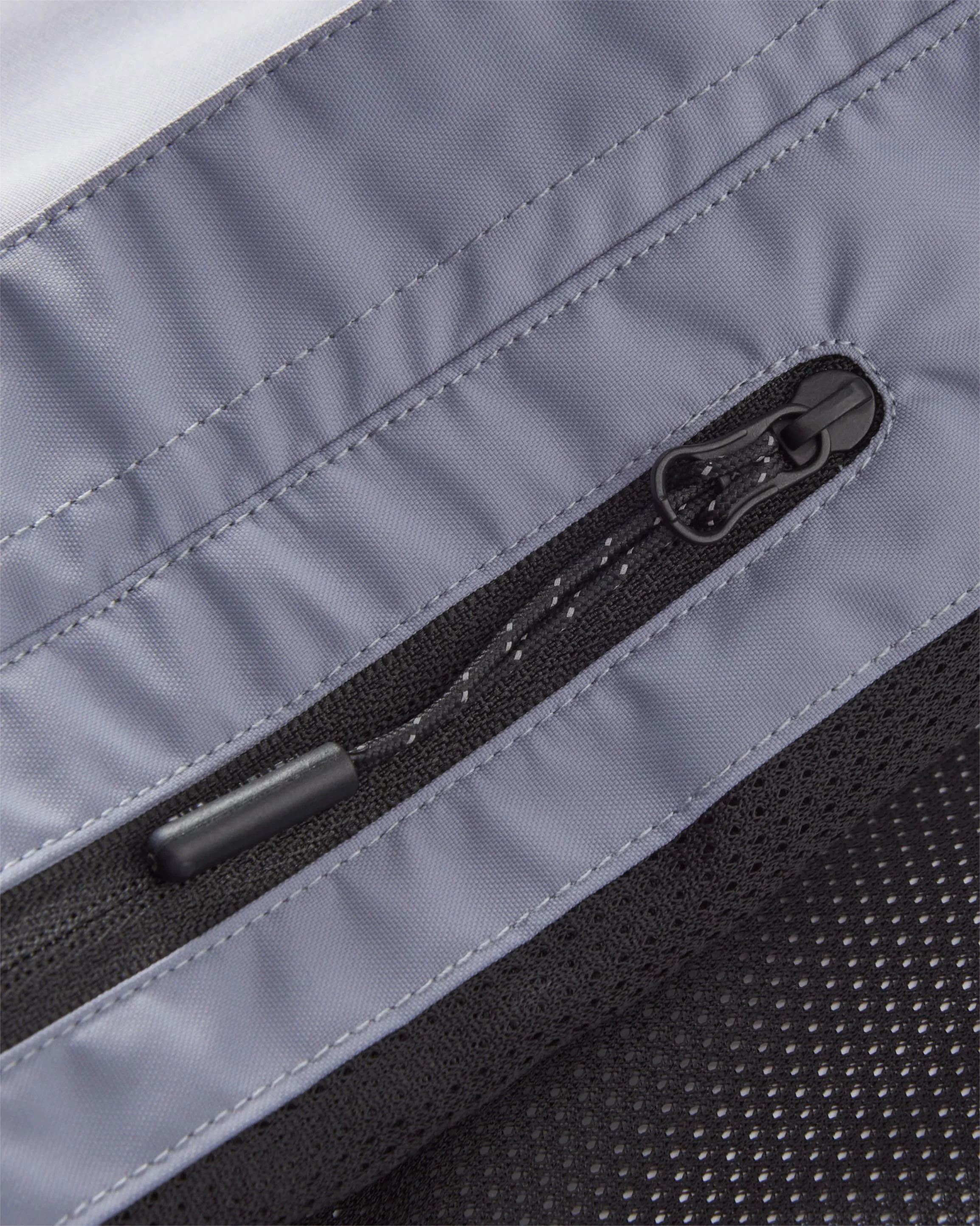 Breeze Gilet - Titanium - Image 7