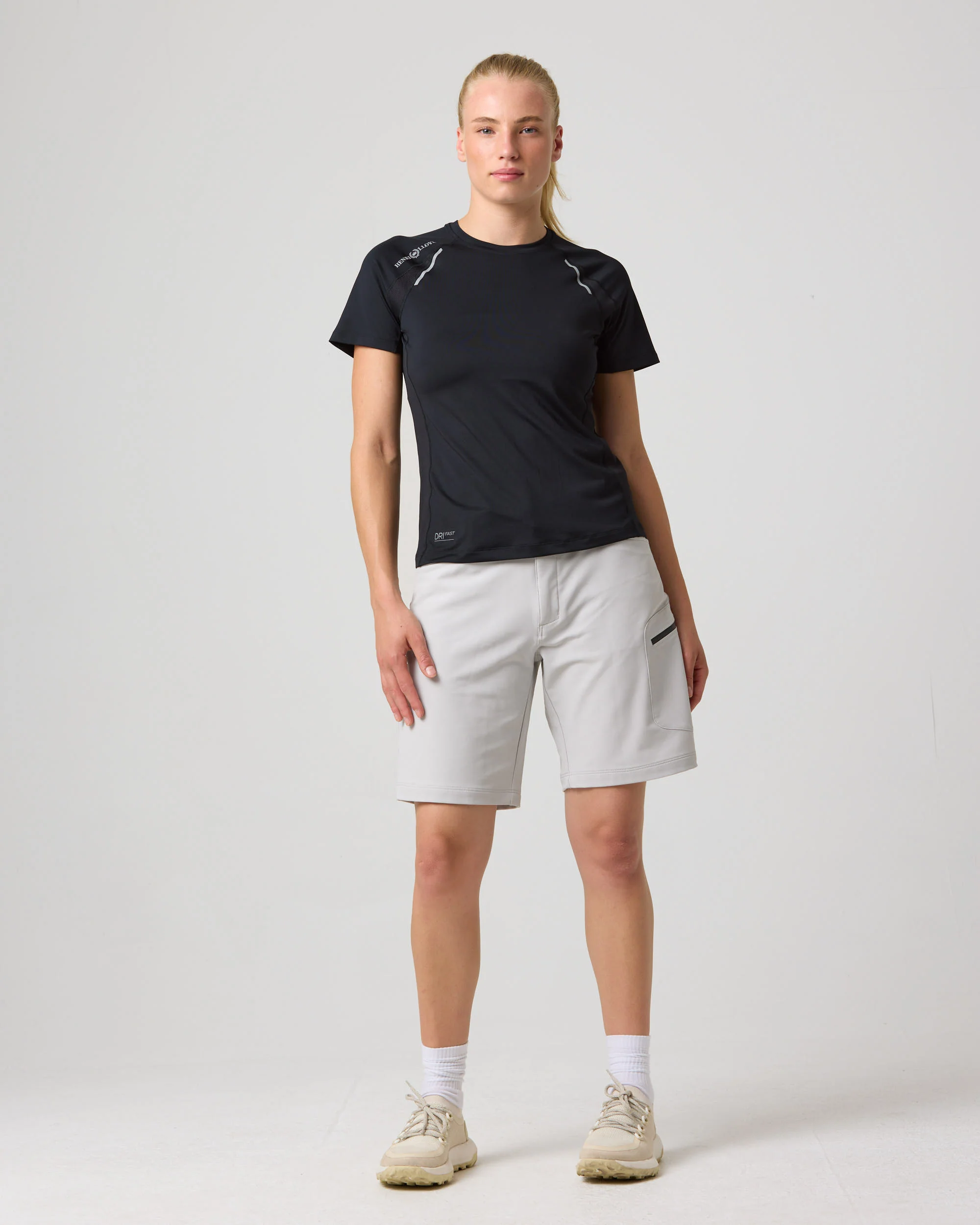 Women's Dynamic Dri Fast Tee - Black - Image 5