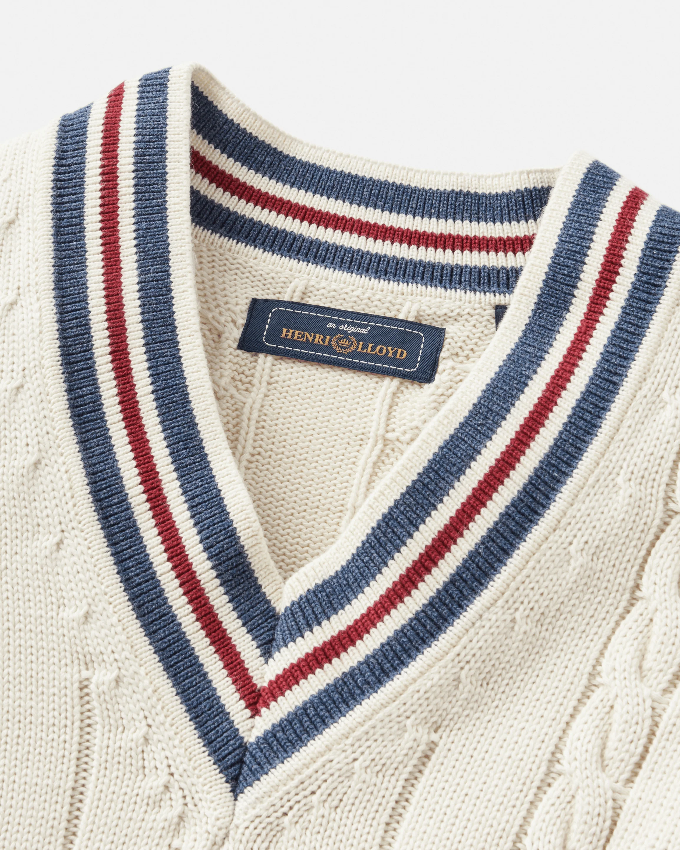 Trafford V-Knit Jumper - Ecru - Image 5